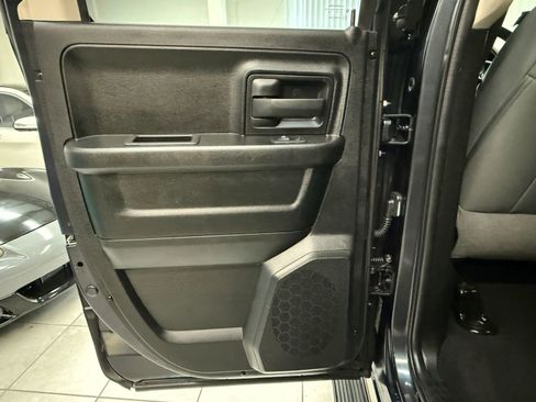 Used 2018 RAM 1500 Express w/ Express Value Package image 16