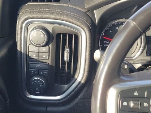 Used 2019 Chevrolet Silverado 1500 LT image 36