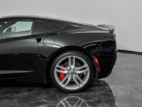 Used 2016 Chevrolet Corvette Stingray Coupe w/ 2LT Preferred Equipment Group RWD image 7