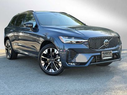 New 2026 Volvo XC60 B5 Plus w/ Protection Package Premier