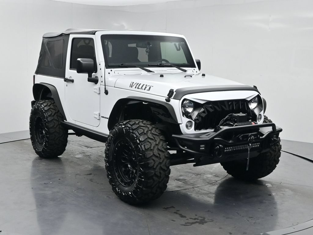 Used 2015 Jeep Wrangler Sport AWD/4WD image 2