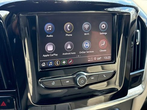 Used 2023 Chevrolet Traverse LS FWD image 24