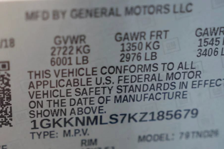 Used 2019 GMC Acadia SLT FWD image 19