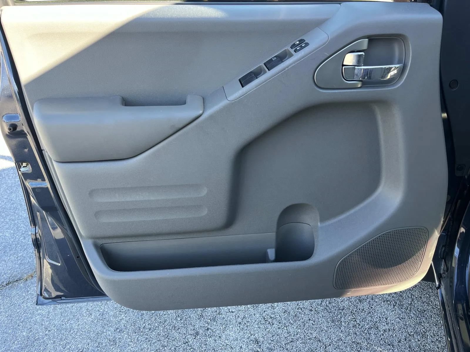 Used 2019 Nissan Frontier SV w/ Value Truck Package RWD image 25