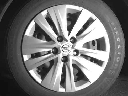 Used 2025 Nissan Sentra S FWD image 12
