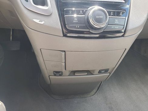Used 2014 Honda Odyssey EX-L image 24
