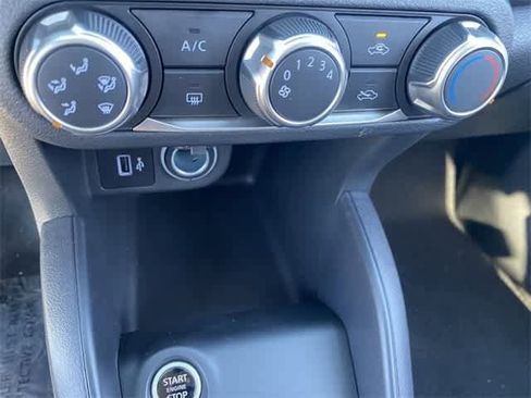 New 2025 Nissan Kicks Play S image 23