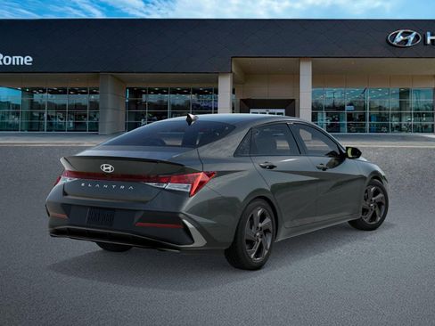 New 2026 Hyundai Elantra Sport FWD image 4