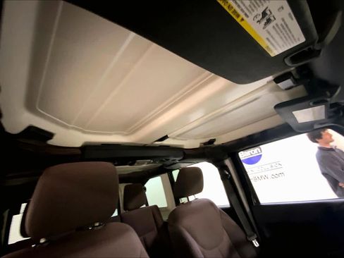 Used 2015 Jeep Wrangler Unlimited Sport w/ Quick Order Package 24S image 14