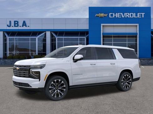 New 2026 Chevrolet Suburban High Country image 2