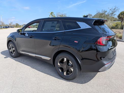 New 2026 Kia Sportage LX FWD image 7