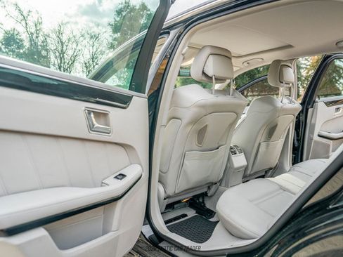 Used 2010 Mercedes-Benz E 63 AMG Sedan image 43