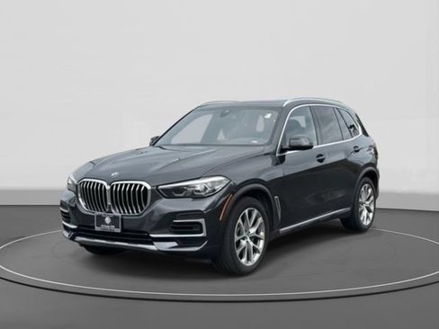 Used 2022 BMW X5 xDrive40i w/ Premium Package AWD/4WD image 3