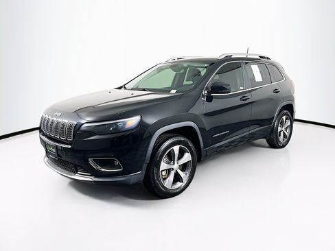 Used 2019 Jeep Cherokee Limited AWD/4WD image 3