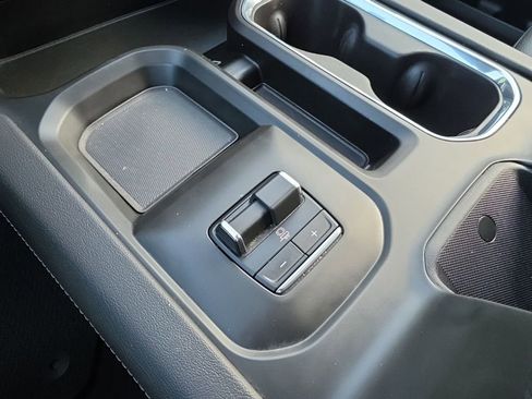 Used 2025 GMC Sierra 3500 Denali w/ Denali Reserve Package image 17