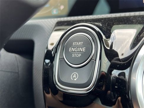Certified 2025 Mercedes-Benz CLA 250 4MATIC image 29