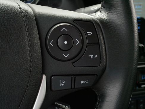 Certified 2019 Toyota Corolla XSE FWD image 25