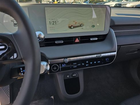 New 2024 Hyundai Ioniq 5 SEL image 20