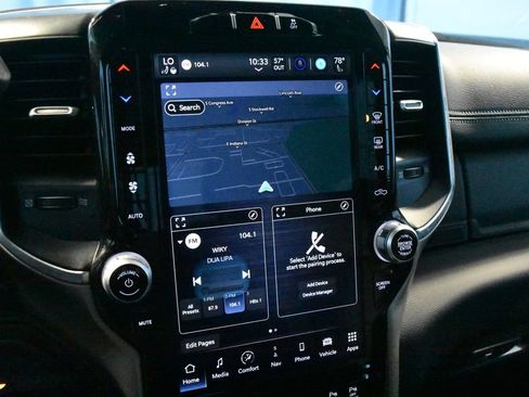 Used 2024 RAM 2500 Laramie image 11