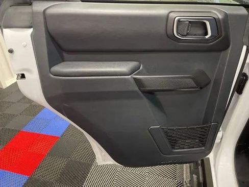 Used 2025 Ford Bronco Outer Banks AWD/4WD image 11