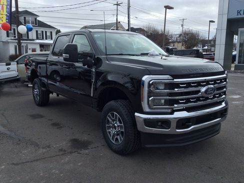 New 2026 Ford F350 Lariat w/ FX4 Off-Road Package image 2