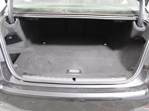 Used 2023 BMW 530e w/ M Sport Package image 36