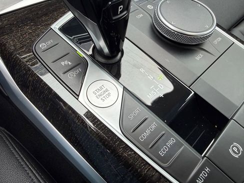 Used 2020 BMW 330i xDrive Sedan w/ Driving Assistance Package image 25