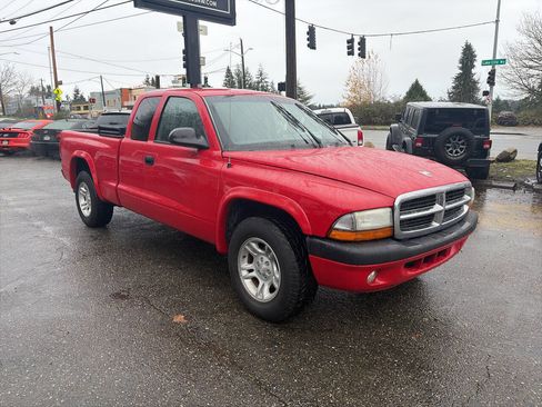 Used 2004 Dodge Dakota Sport w/ Deluxe Convenience Group image 9