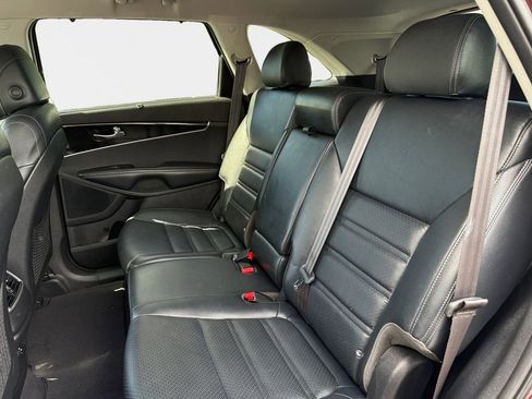 Used 2017 Kia Sorento EX AWD/4WD image 19