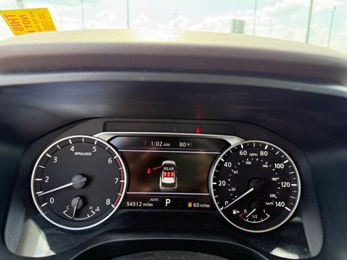 Used 2023 Nissan Rogue S image 12