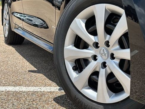 New 2026 Toyota Corolla LE FWD image 2
