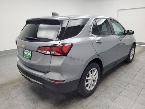 Used 2024 Chevrolet Equinox LT w/ LPO, Floor Liner Package FWD image 9