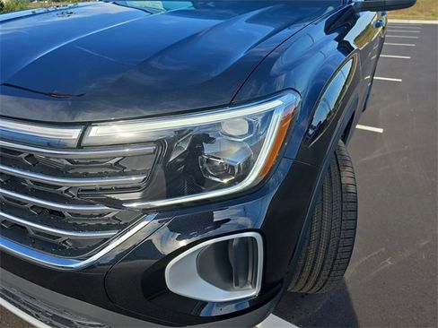 New 2026 Volkswagen Atlas SE image 25