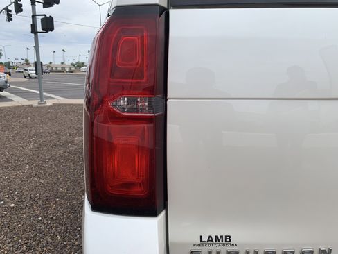 Used 2015 Chevrolet Suburban LTZ image 42