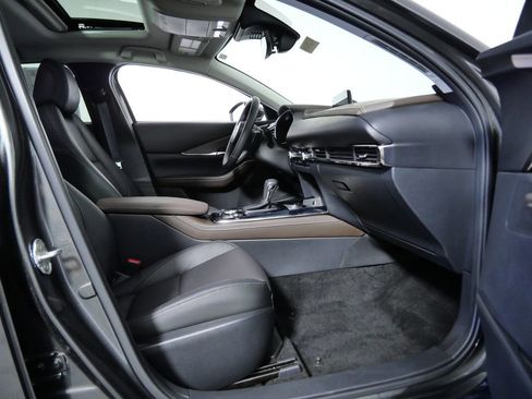 Used 2025 MAZDA CX-30 AWD 2.5 S w/ Premium Package image 10