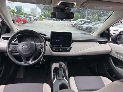 Used 2024 Toyota Corolla LE FWD image 13