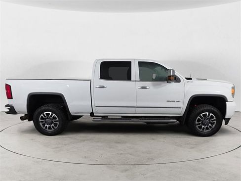Used 2019 GMC Sierra 3500 SLT image 6
