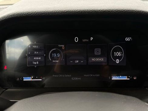 New 2025 Jeep Grand Cherokee Altitude AWD/4WD image 46