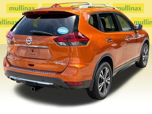 Used 2019 Nissan Rogue SV w/ Sun & Sound Touring Package AWD/4WD image 4