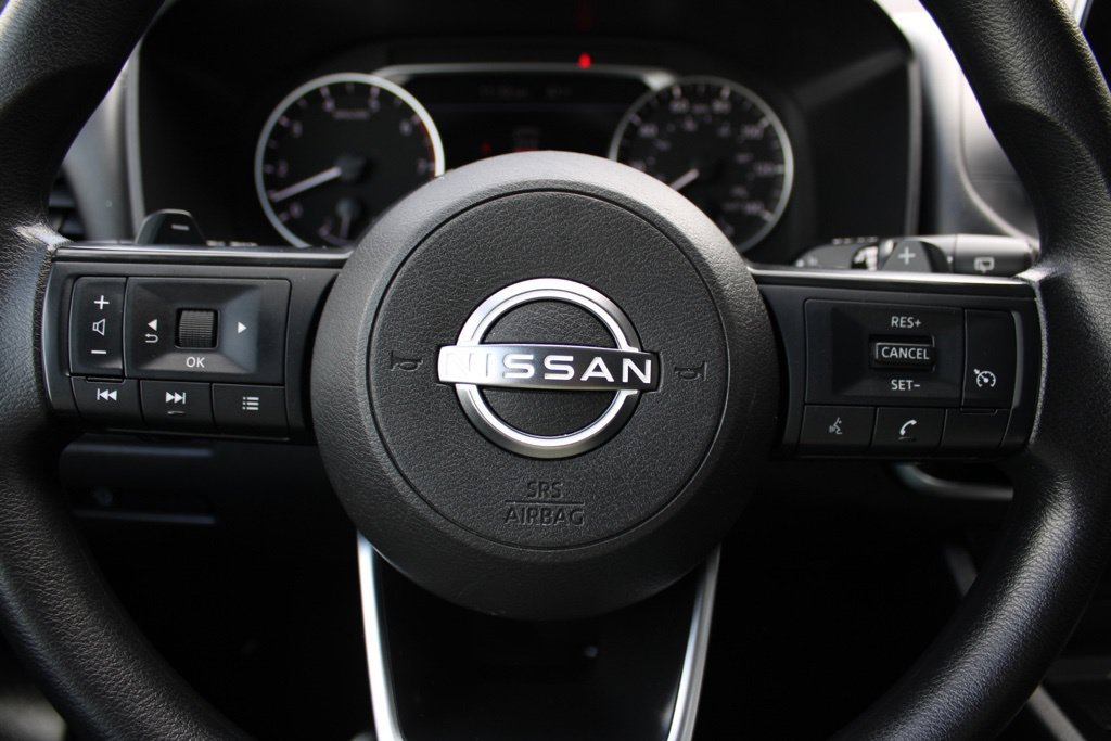 Used 2024 Nissan Rogue S AWD/4WD image 20