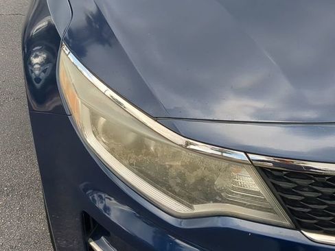 Used 2016 Kia Optima LX w/ Option Group 014 FWD image 10