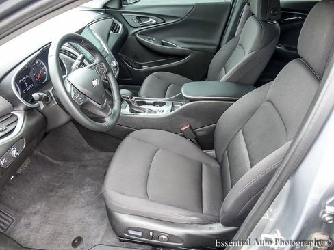 Used 2023 Chevrolet Malibu RS FWD image 15