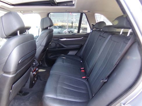 Used 2016 BMW X5 xDrive50i w/ Dynamic Handling Package image 12
