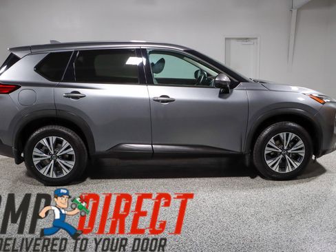 Used 2021 Nissan Rogue SV AWD/4WD image 6