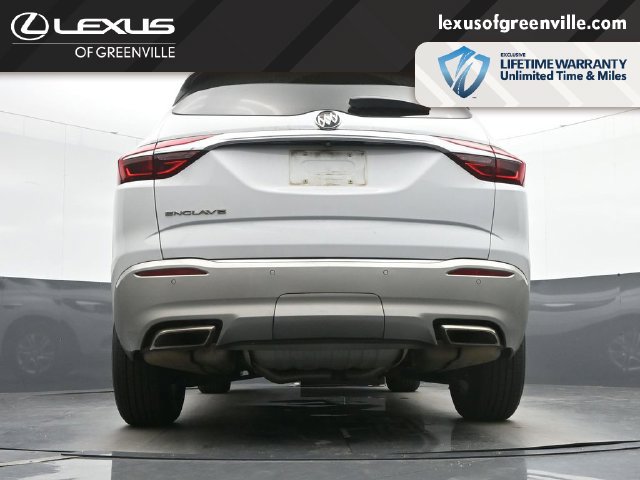 Used 2021 Buick Enclave Essence w/ Sound and Sites Package FWD image 17