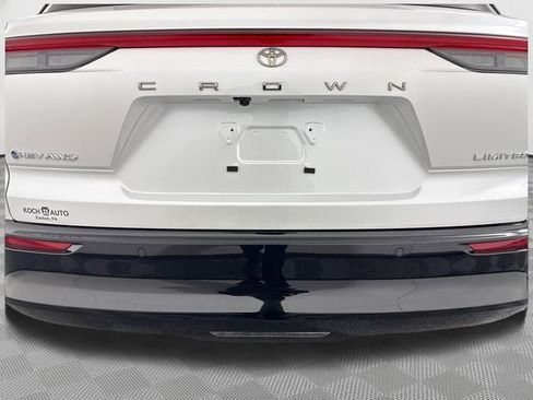 New 2026 Toyota Crown Signia AWD/4WD image 17