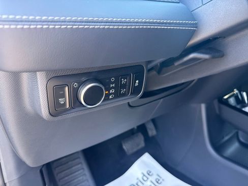 Used 2025 Ford Mustang Mach-E Select w/ Comfort Package Lite image 24