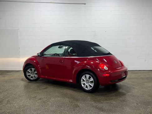 Used 2009 Volkswagen Beetle Convertible FWD image 5