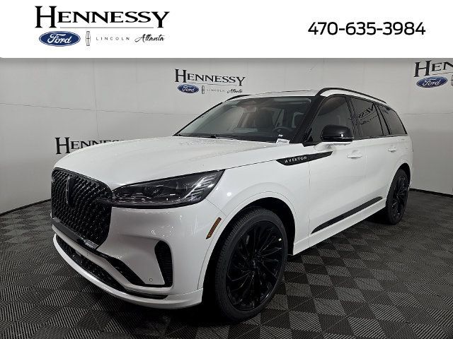 Used 2026 Lincoln Aviator Reserve AWD/4WD image 1