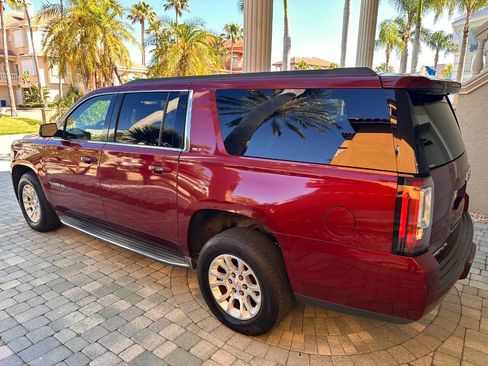 Used 2016 GMC Yukon XL SLT AWD/4WD image 30
